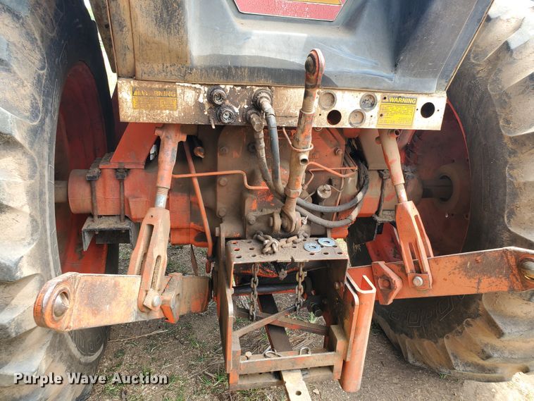 image for item DF7552 1983 Case 2090  tractor