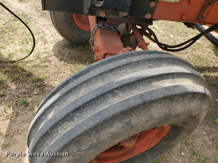 image for item DF7552 1983 Case 2090  tractor