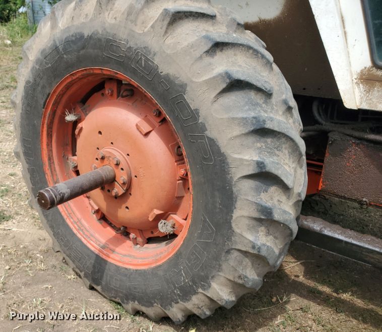 image for item DF7552 1983 Case 2090  tractor