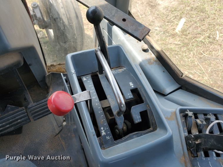 image for item DF7555 Case IH 7130  tractor