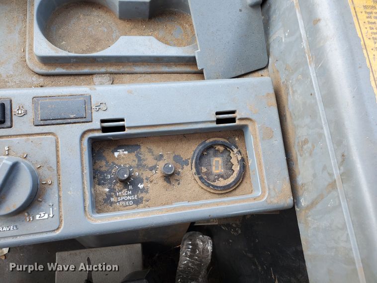 image for item DF7555 Case IH 7130  tractor