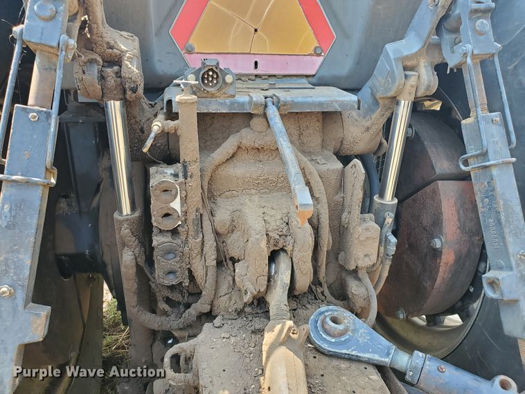 image for item DF7555 Case IH 7130  tractor