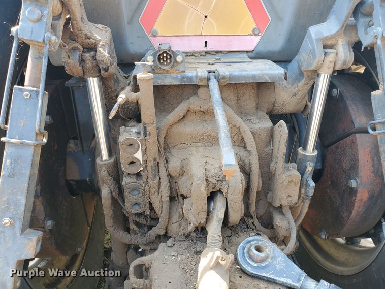 image for item DF7555 Case IH 7130  tractor