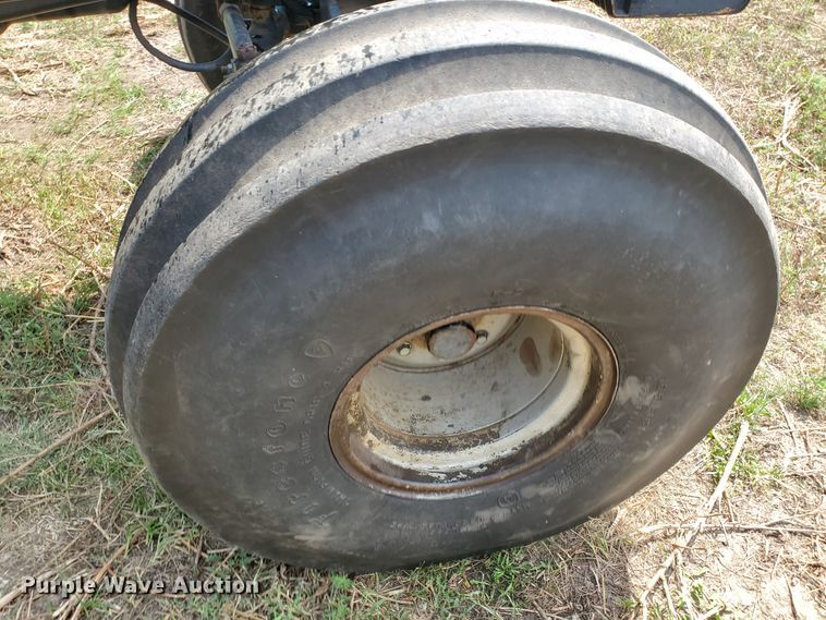 image for item DF7555 Case IH 7130  tractor