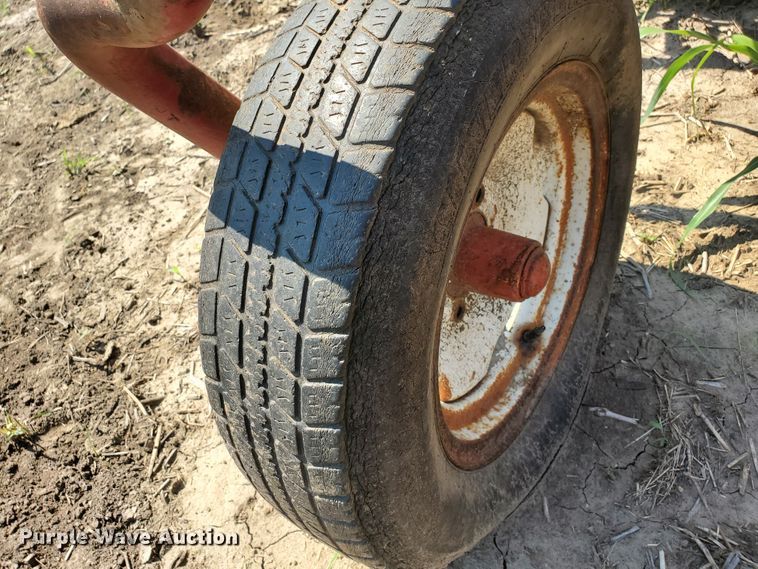 image for item DF7562 International 150 hoe grain drill