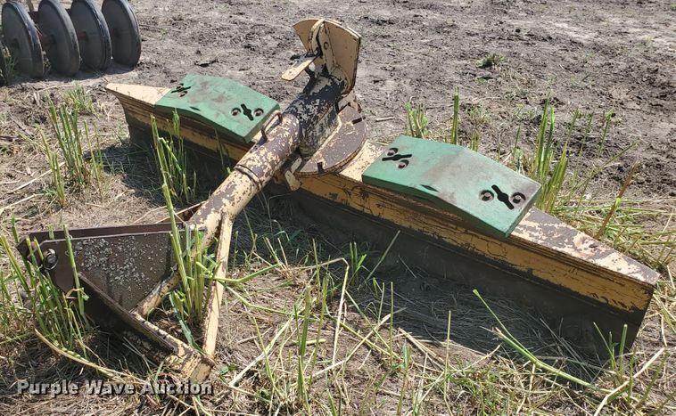 image for item DF7563 9'W blade