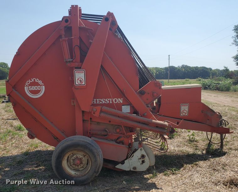 image for item DF7570 Hesston Rounder 5800  round baler