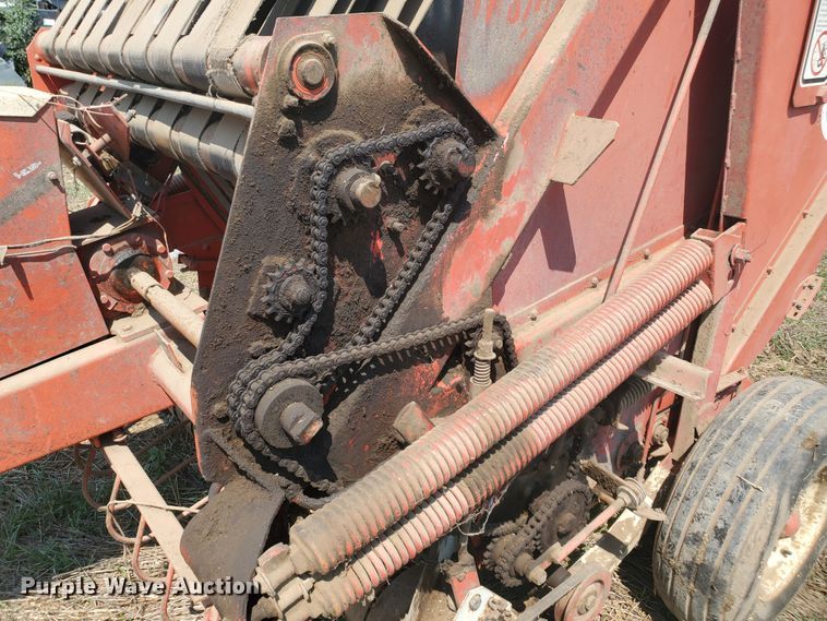 image for item DF7570 Hesston Rounder 5800  round baler