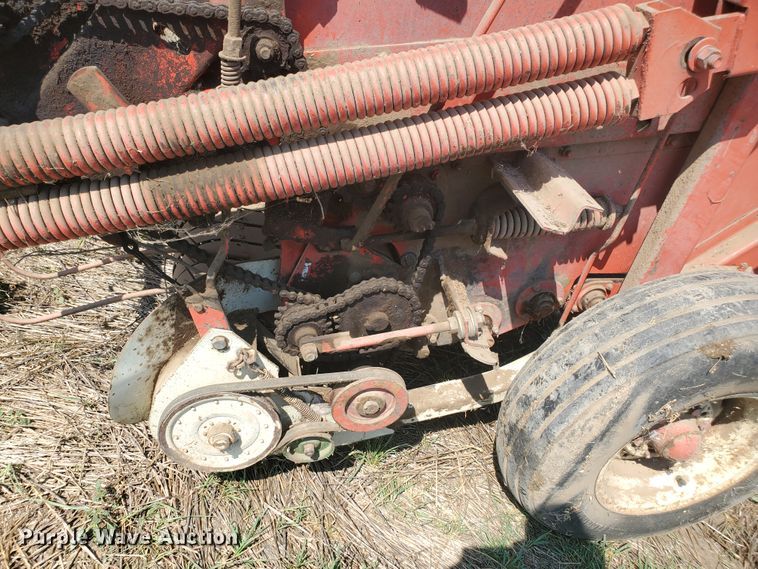 image for item DF7570 Hesston Rounder 5800  round baler