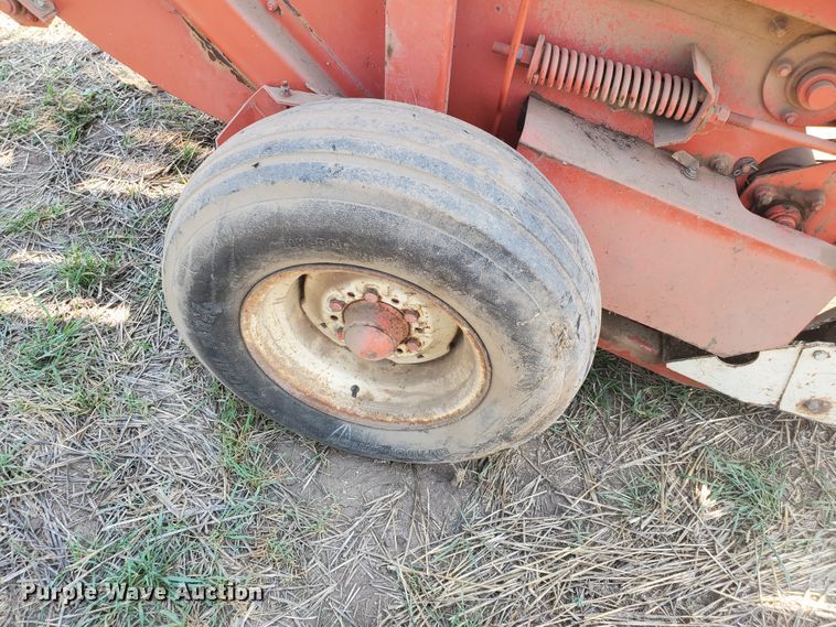 image for item DF7570 Hesston Rounder 5800  round baler