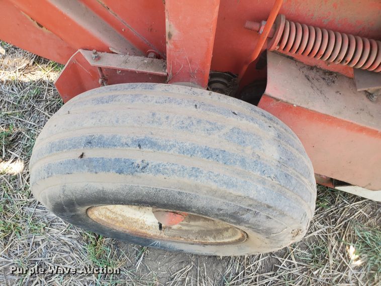 image for item DF7570 Hesston Rounder 5800  round baler