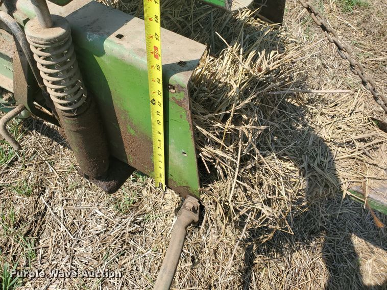 image for item DF7571 John Deere 224T  small square baler