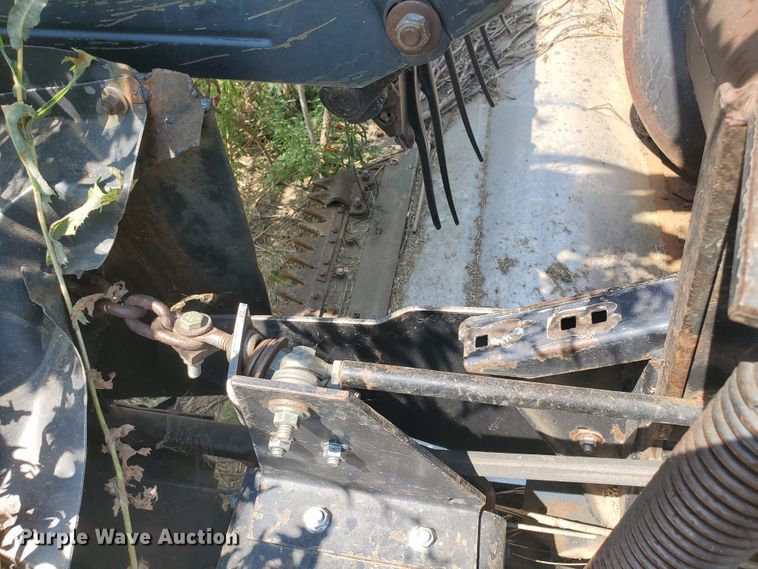 image for item DF7573 Gleaner L2 Corn Plus combine