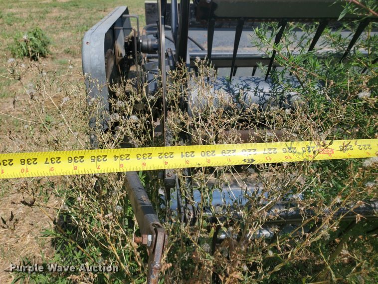 image for item DF7573 Gleaner L2 Corn Plus combine