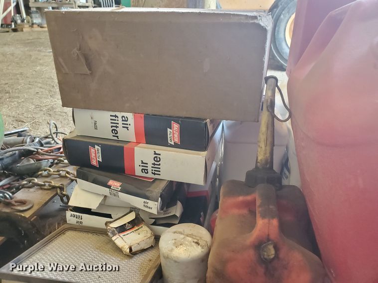 image for item DF7574 Oil and filters