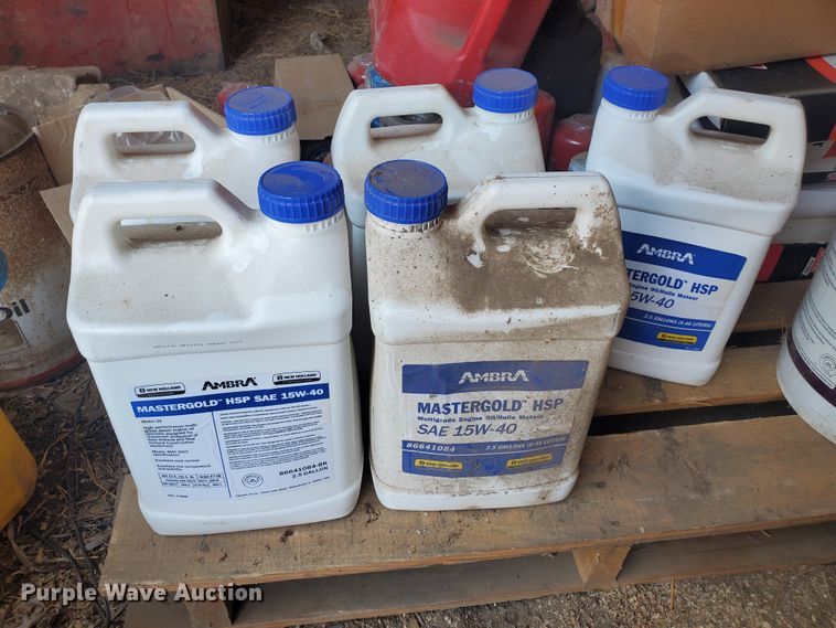 image for item DF7574 Oil and filters