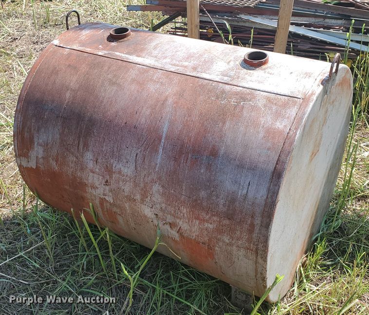 image for item DF7575 (2) fuel tanks