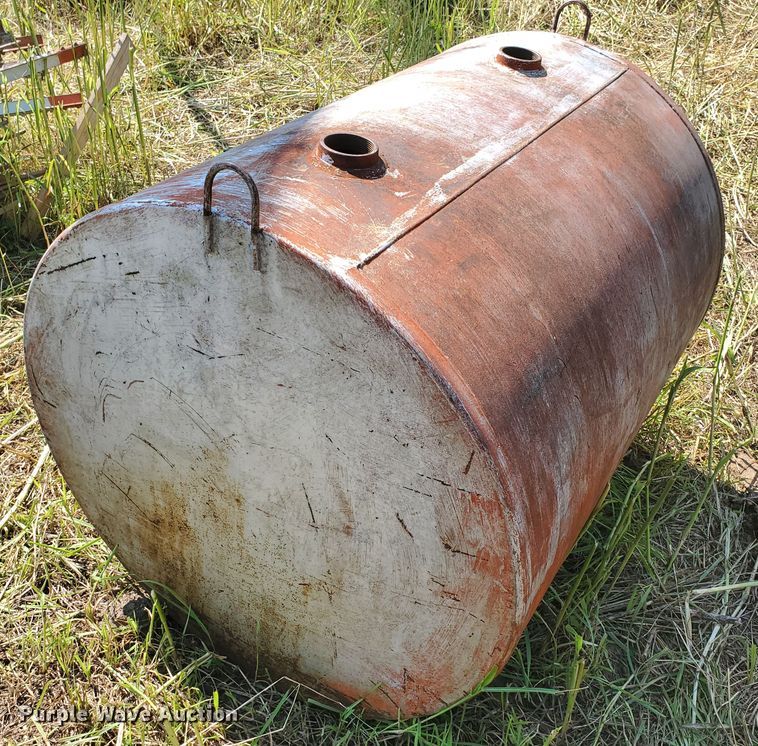 image for item DF7575 (2) fuel tanks