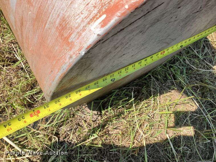 image for item DF7575 (2) fuel tanks