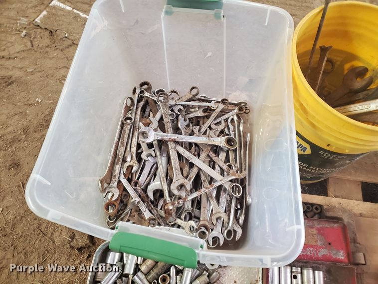 image for item DF7578 Tools