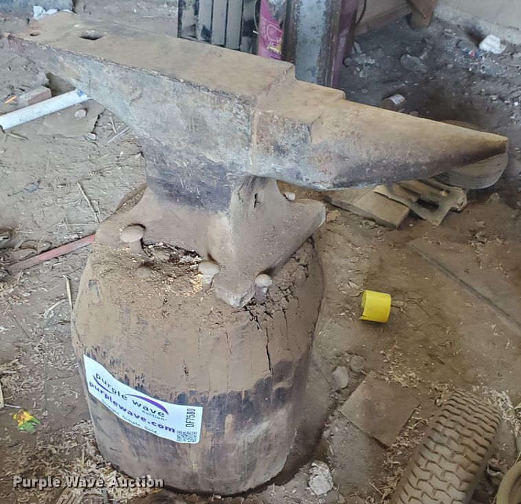 image for item DF7580 Acme anvil