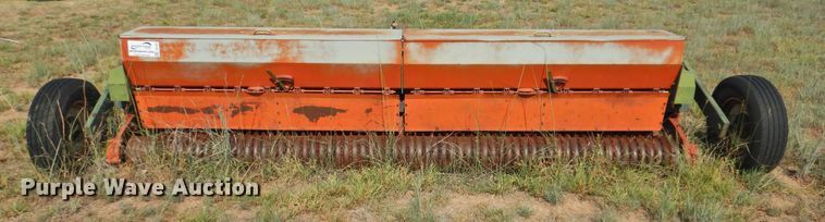 image for item DG1451 Brillion SST-144 no-till seeder