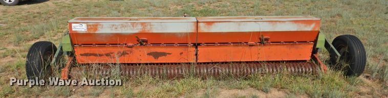 image for item DG1451 Brillion SST-144 no-till seeder