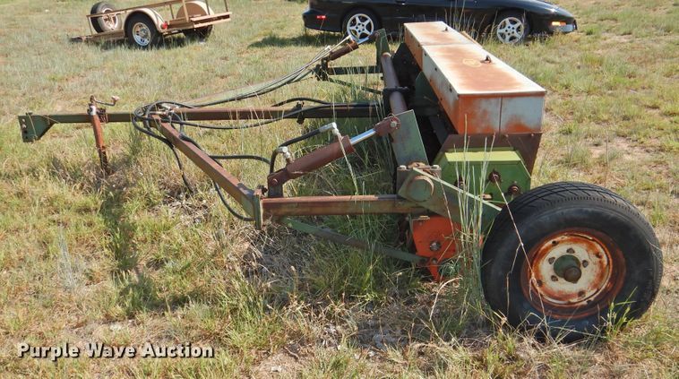image for item DG1451 Brillion SST-144 no-till seeder
