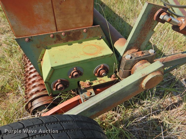 image for item DG1451 Brillion SST-144 no-till seeder