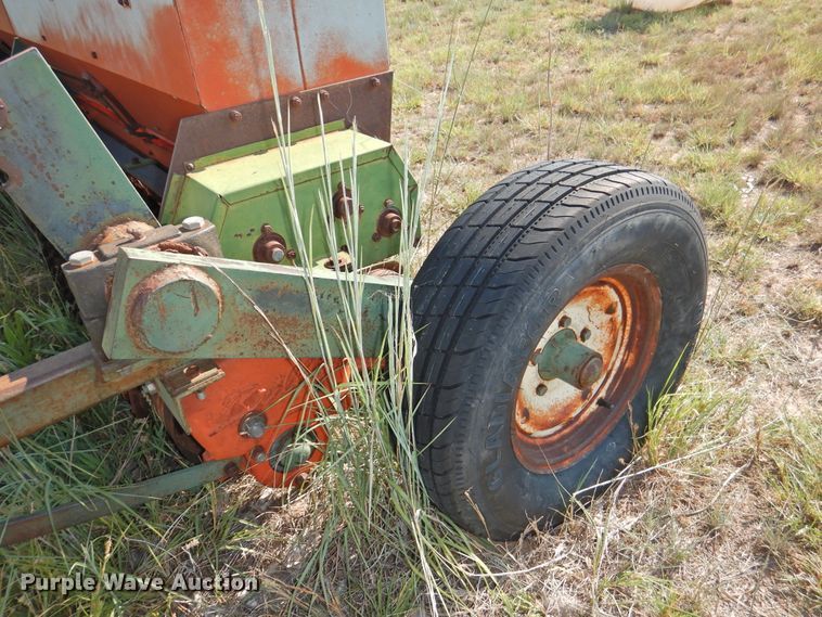 image for item DG1451 Brillion SST-144 no-till seeder