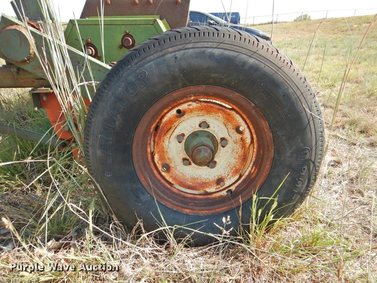 image for item DG1451 Brillion SST-144 no-till seeder