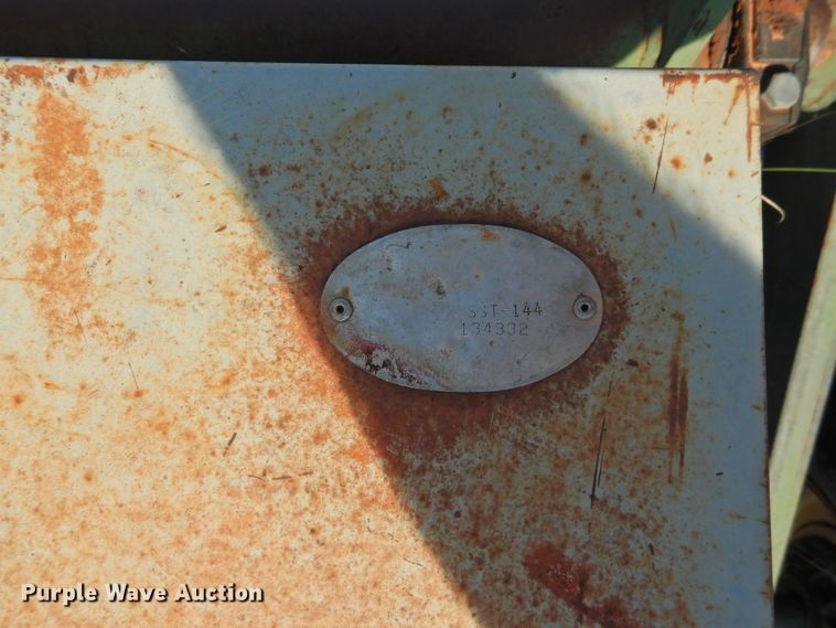 image for item DG1451 Brillion SST-144 no-till seeder