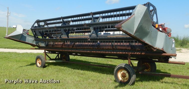 image for item DH4493 Allis Chalmers 320 flex head