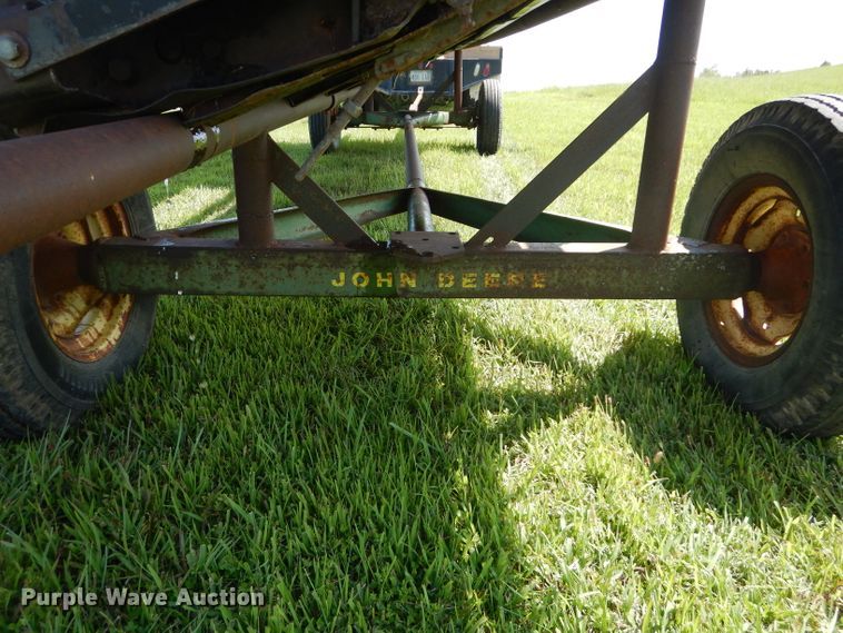 image for item DH4493 Allis Chalmers 320 flex head