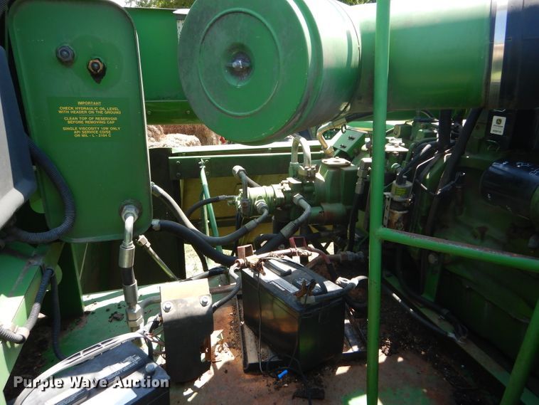 image for item DH4494 1990 John Deere 9500 combine