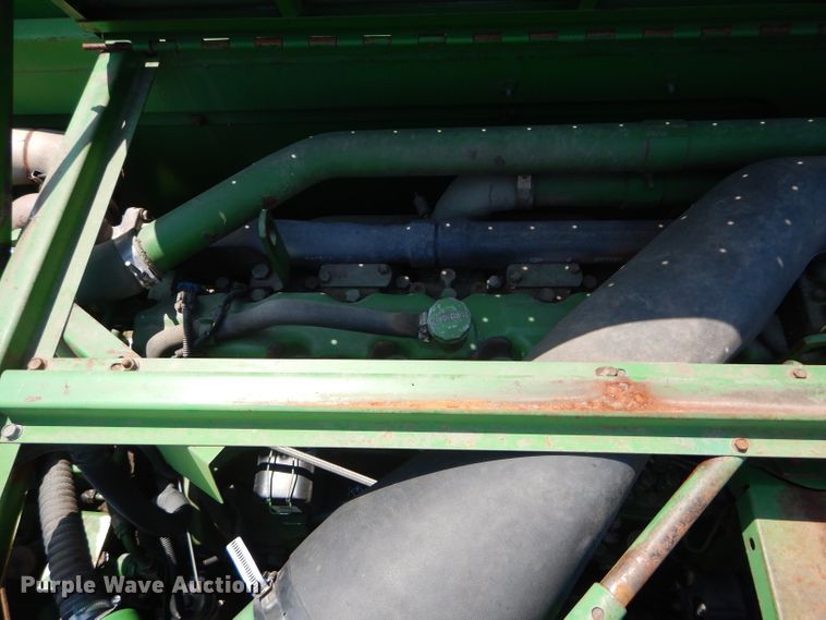 image for item DH4494 1990 John Deere 9500 combine
