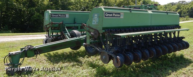 image for item DH4497 Great Plains Solid Stand 30 grain drill