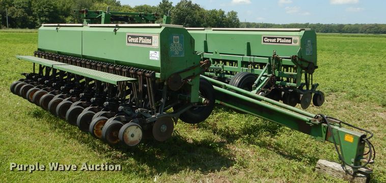 image for item DH4497 Great Plains Solid Stand 30 grain drill