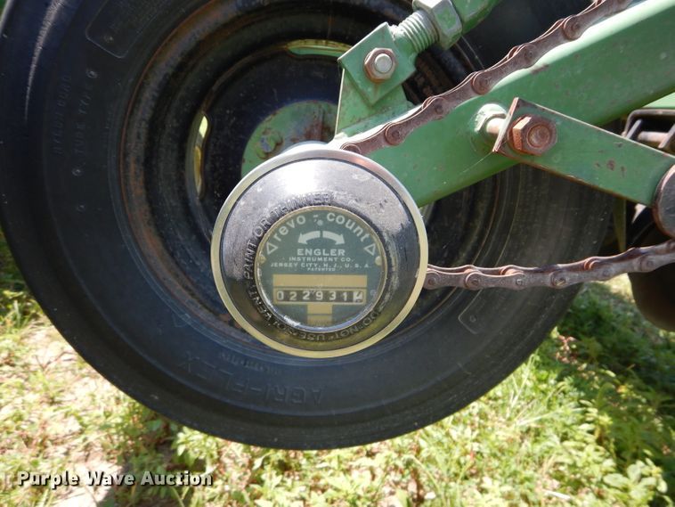 image for item DH4497 Great Plains Solid Stand 30 grain drill