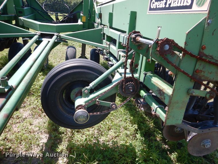 image for item DH4497 Great Plains Solid Stand 30 grain drill