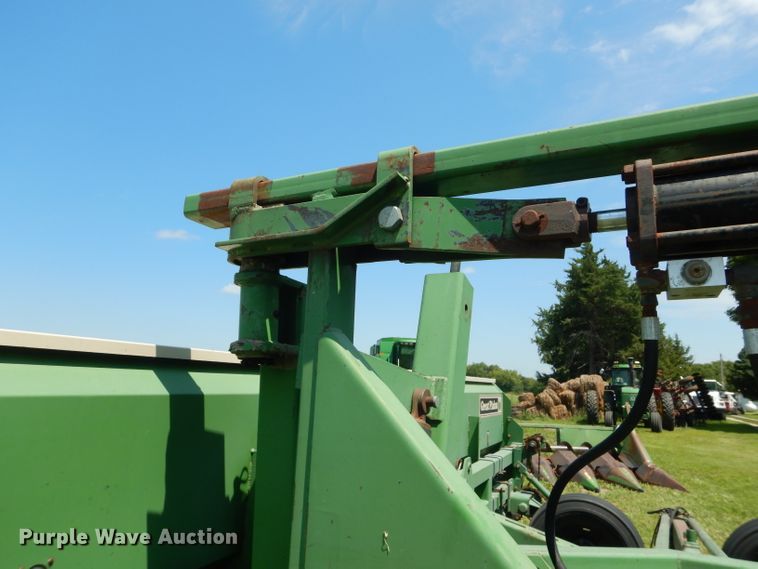 image for item DH4497 Great Plains Solid Stand 30 grain drill