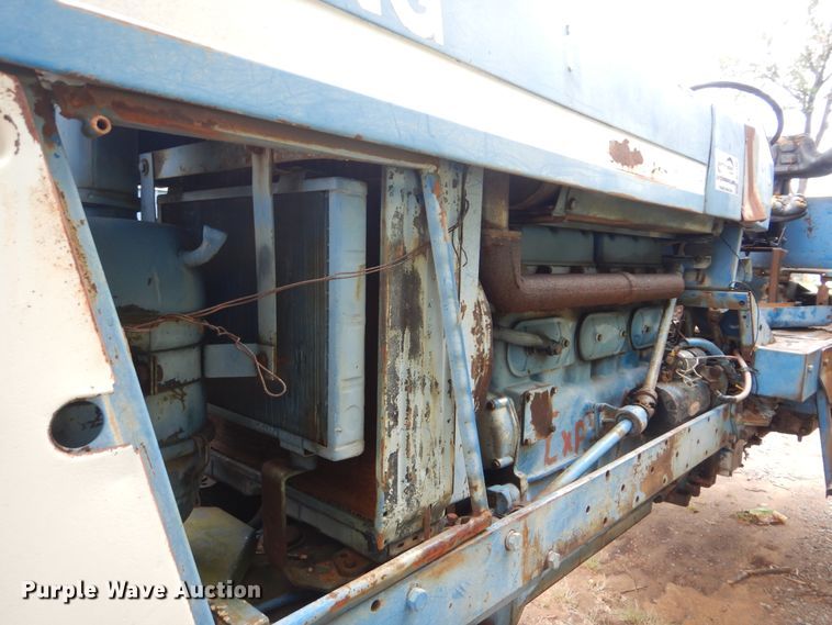 image for item DI0340 Long 1543  tractor