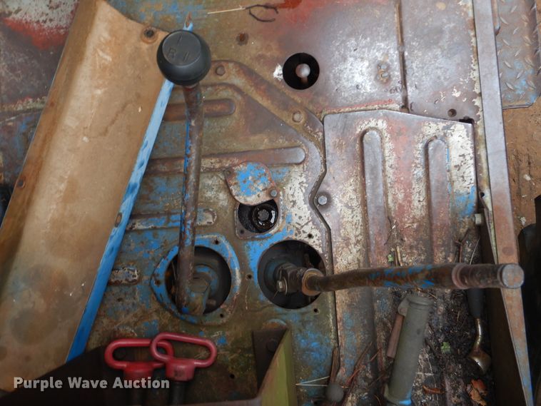 image for item DI0340 Long 1543  tractor