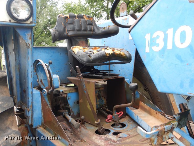 image for item DI0340 Long 1543  tractor