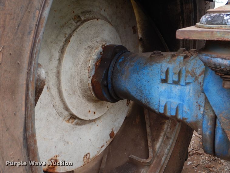 image for item DI0340 Long 1543  tractor