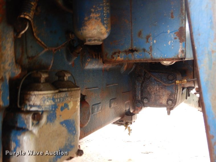 image for item DI0340 Long 1543  tractor