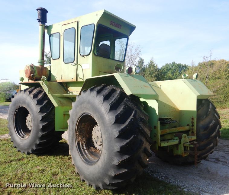 image for item DI0347 1973 Steiger Cougar I  4WD tractor