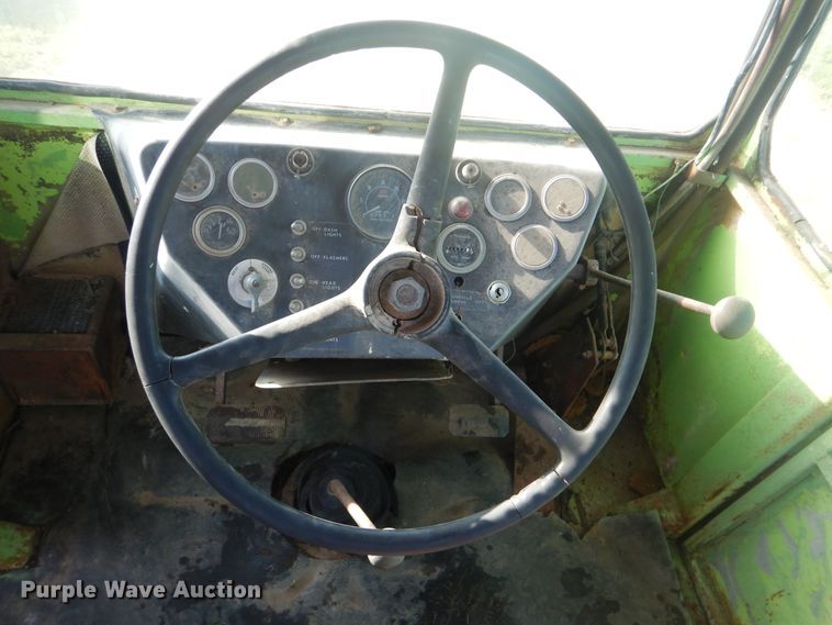 image for item DI0347 1973 Steiger Cougar I  4WD tractor