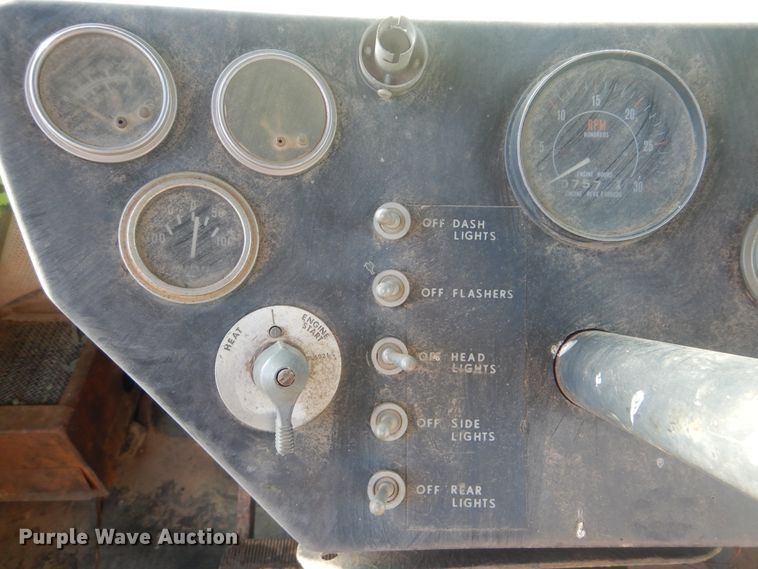 image for item DI0347 1973 Steiger Cougar I  4WD tractor