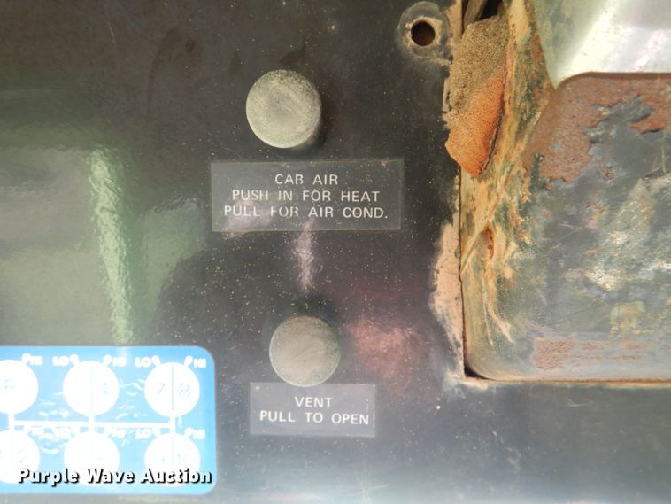 image for item DI0347 1973 Steiger Cougar I  4WD tractor